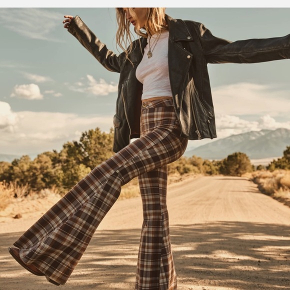 Free People Just Float On Flare Stretch Brown Plaid Jeans Bell Bottom Size 25 - Picture 5 of 16